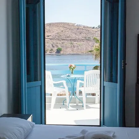 Delfini Hotell