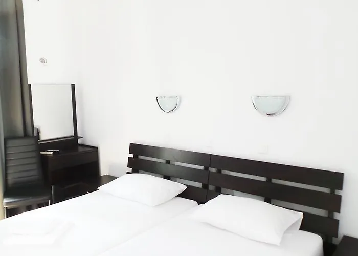 Delfini فندق سكالا